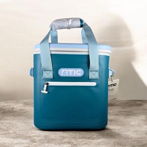 RTIC Outdoors Ultra-Tough Soft Cooler 20 Cans- Deep Harbor